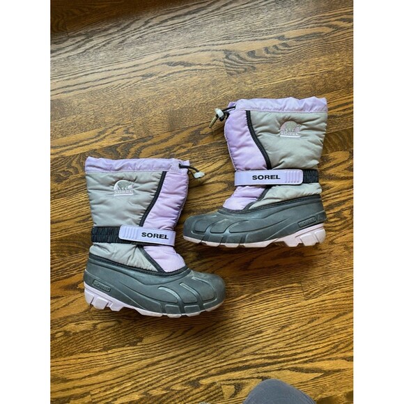 Sorel Other - Sorel Youth Flurry Waterproof Snow Boots in purple Kids Size Youth 4